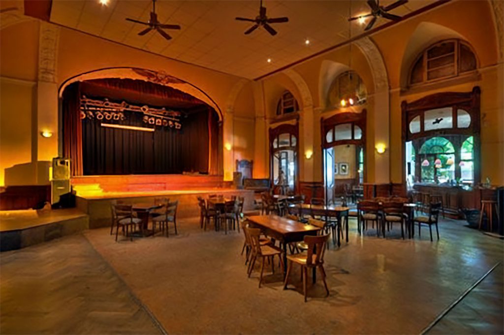 Das Märchen vom geldgierigen Tango-Veranstalter/Lehrer